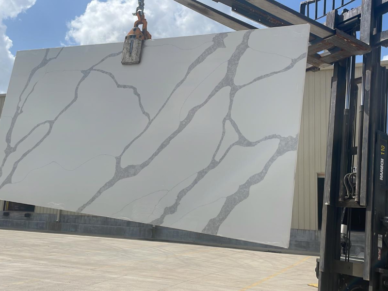 Calacatta Divine Quartz