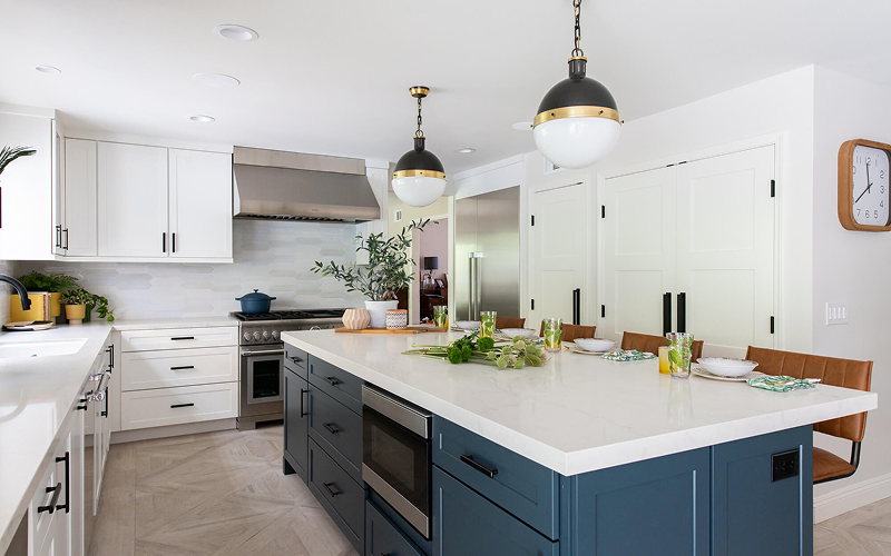 Make it a Colorful Place by Adding more Colors in kitchen
